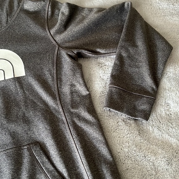 Gray North Face Hoodie - Picture 3 of 8